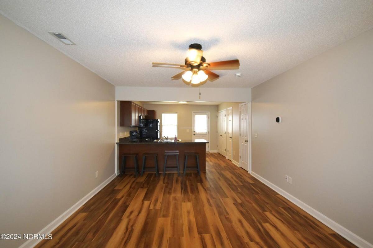 Townhouse for rent at 202 Lanieve Court #202, Hubert, NC 28539