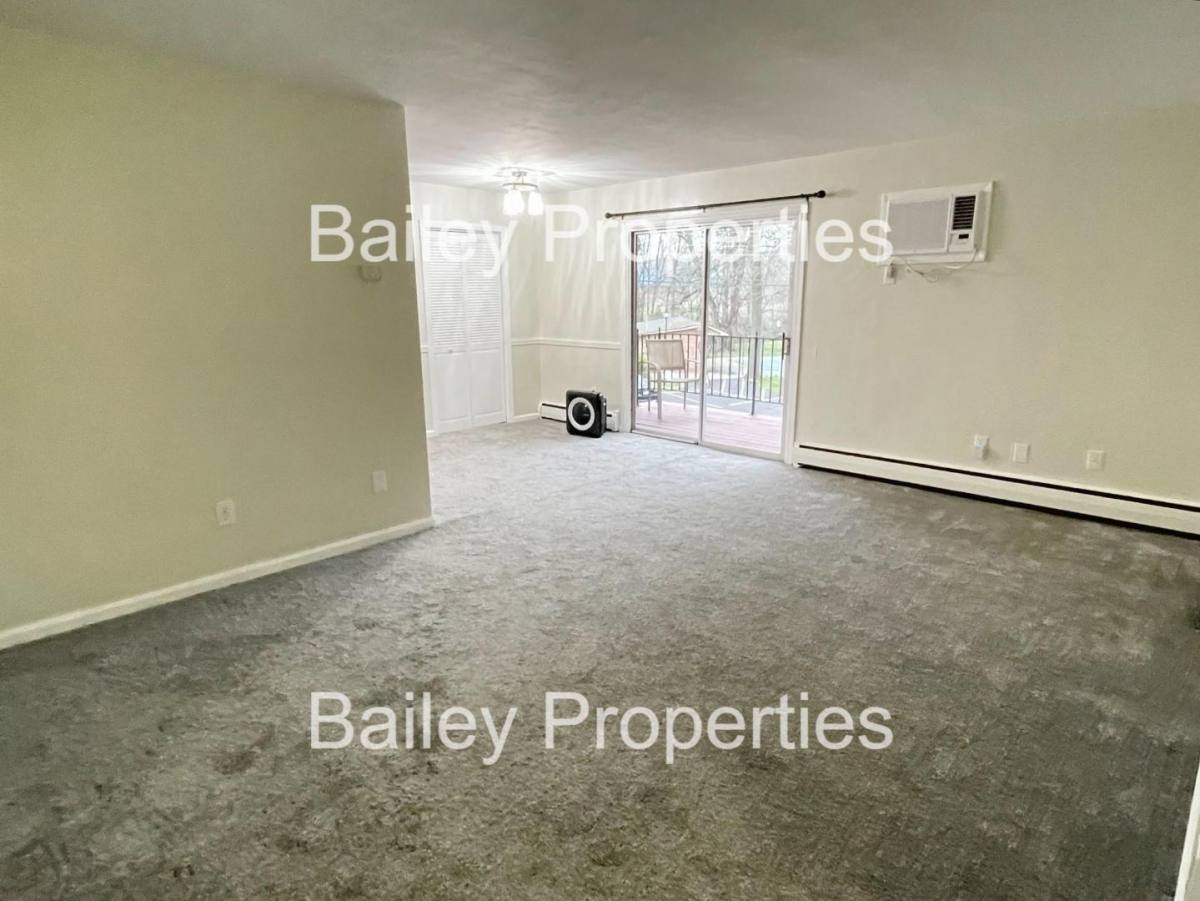 Condo for rent at 3501 Illinois Ave #E7, Louisville, KY 40213