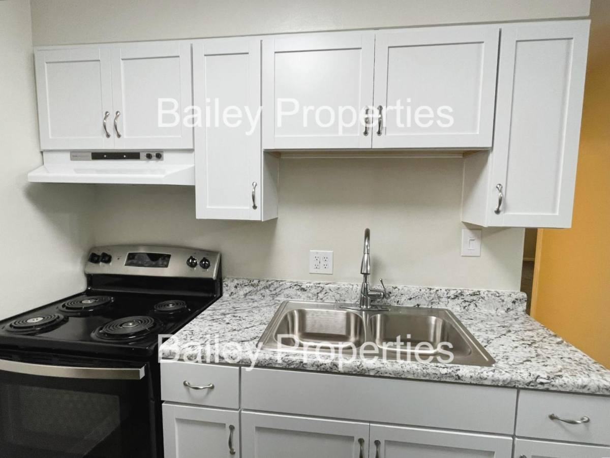 Condo for rent at 3501 Illinois Ave #E7, Louisville, KY 40213