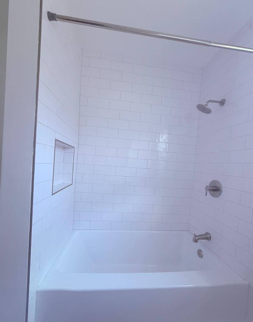 Apartment for rent at 10112 S 8th Ave #10112 3 4, Inglewood, CA 90303