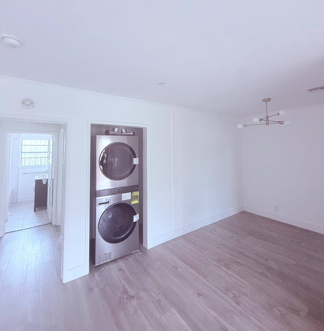 Apartment for rent at 10112 S 8th Ave #10112 3 4, Inglewood, CA 90303
