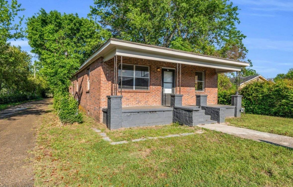House for rent at 1224 4th St S, Columbus, MS 39701