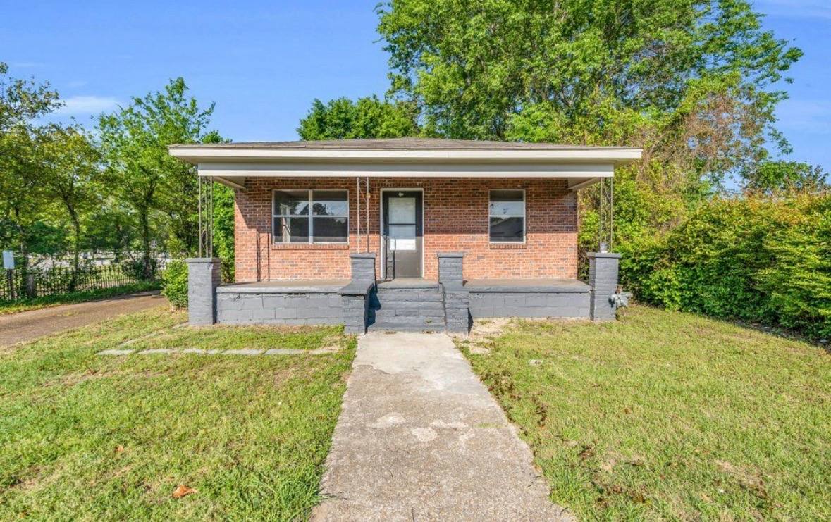 House for rent at 1224 4th St S, Columbus, MS 39701