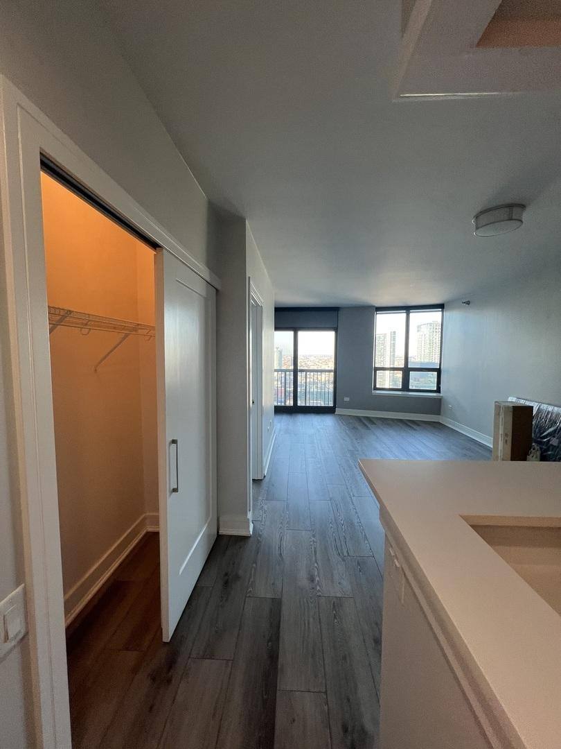 Condo for rent at 400 N Lasalle Dr #3309, Chicago, IL 60654
