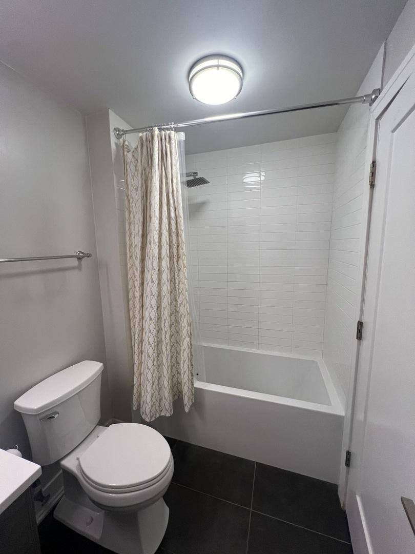 Condo for rent at 400 N Lasalle Dr #3309, Chicago, IL 60654