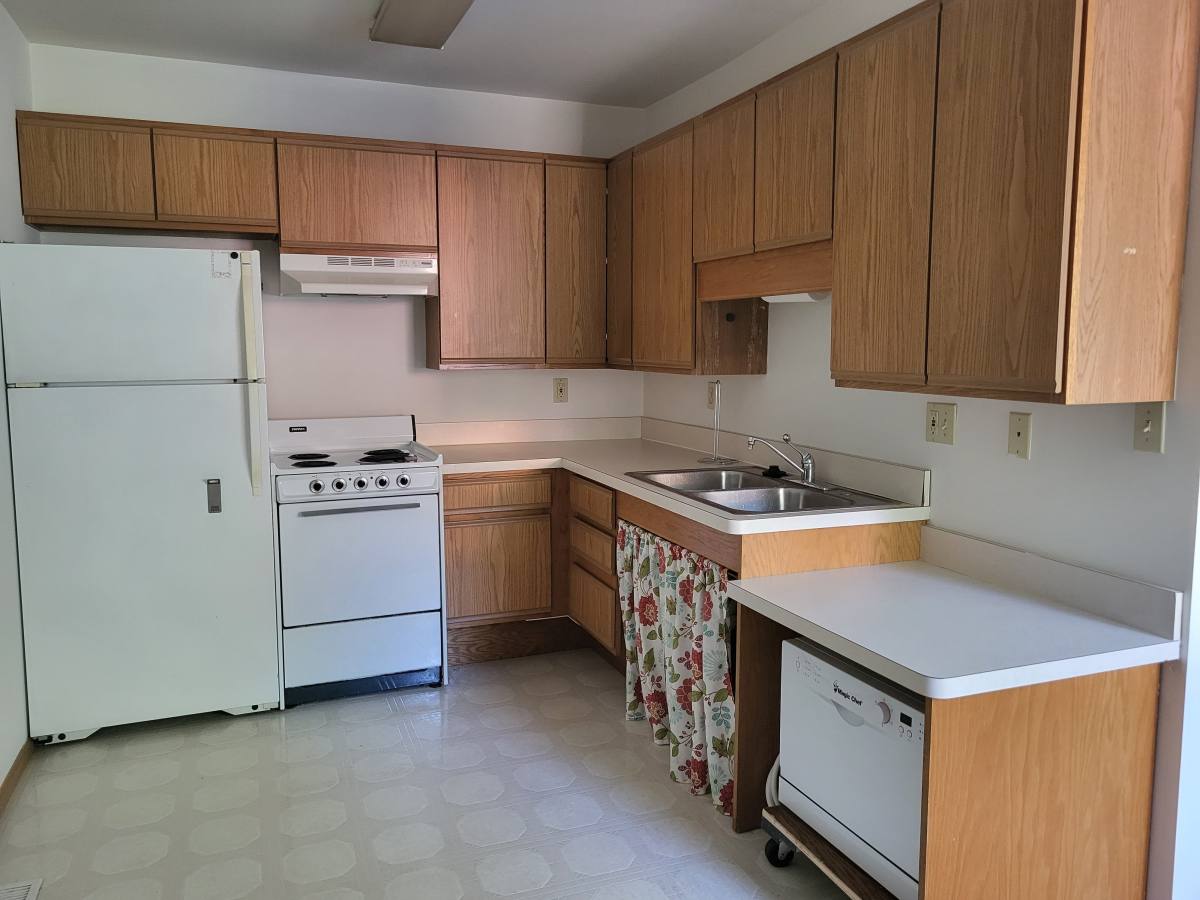 Apartment for rent at 4919 Hedgewood Dr 4809 Universal, Midland, MI 48640