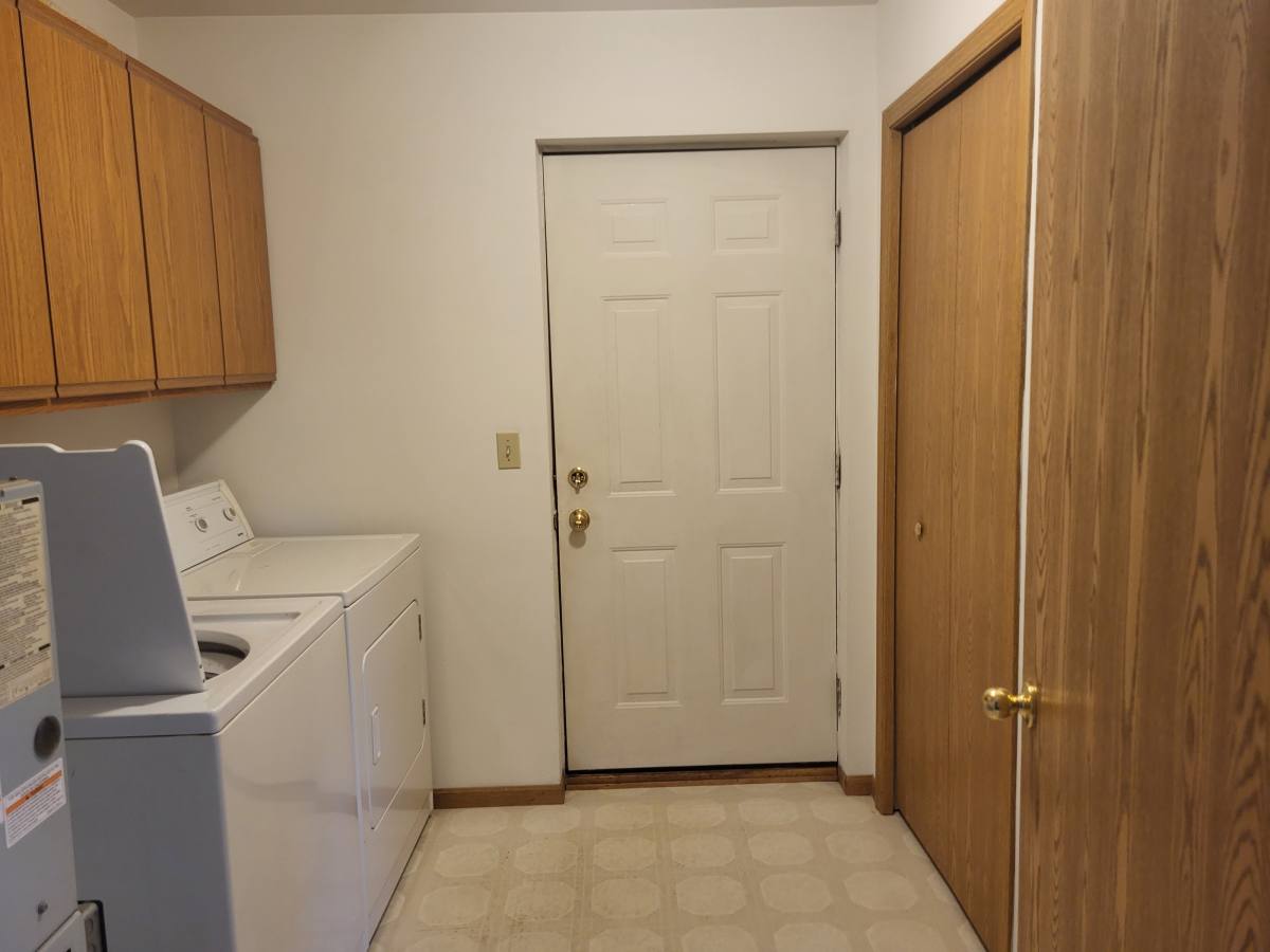 Apartment for rent at 4919 Hedgewood Dr 4809 Universal, Midland, MI 48640