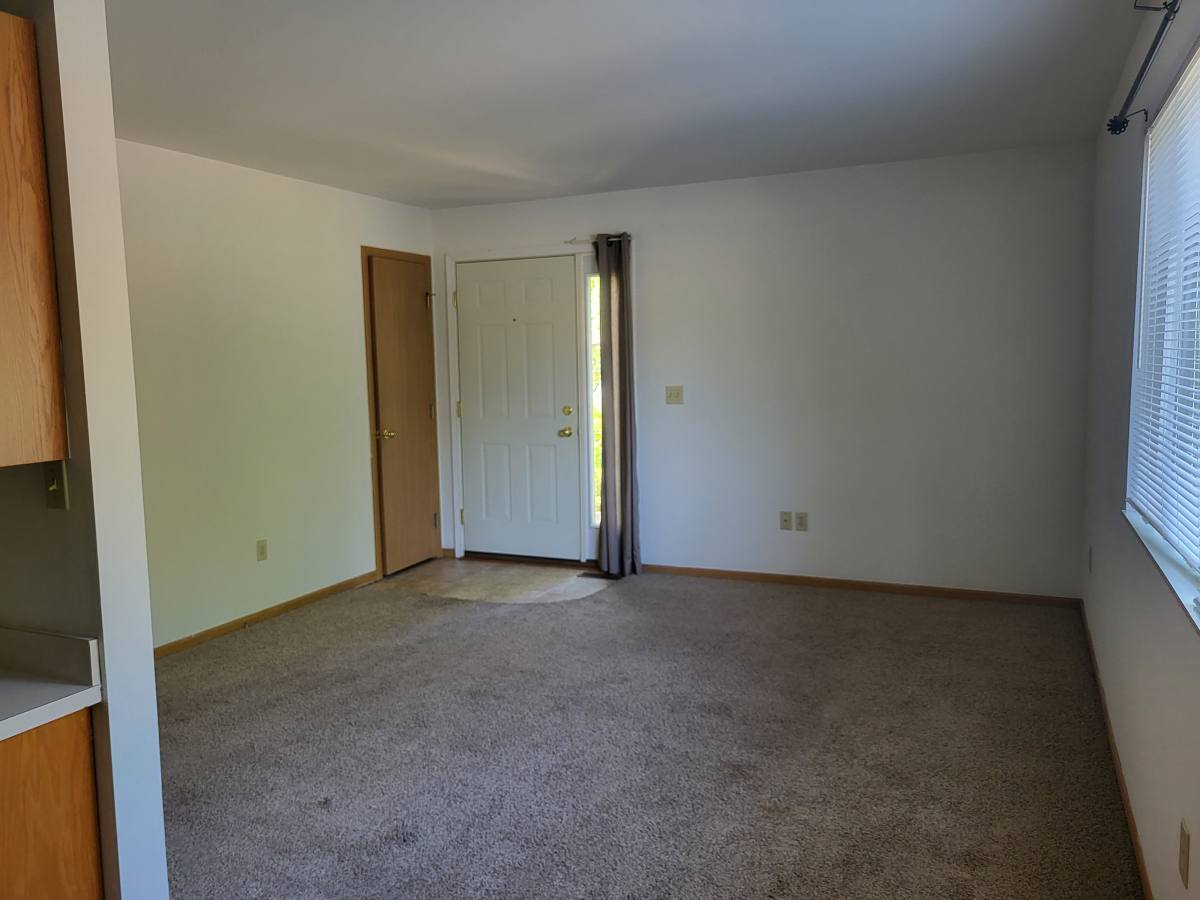 Apartment for rent at 4919 Hedgewood Dr 4809 Universal, Midland, MI 48640