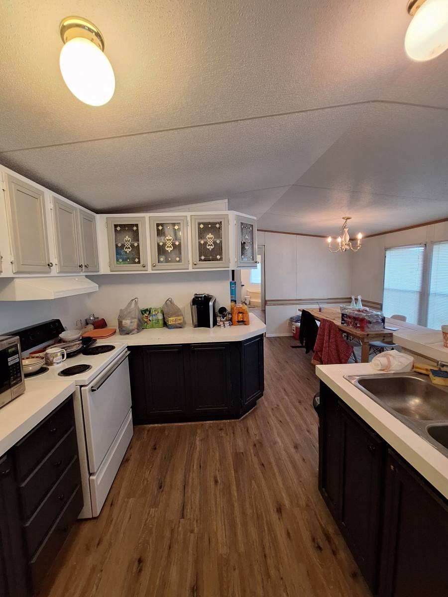 House for rent at 18500 Pine Dr, Eustace, TX 75124