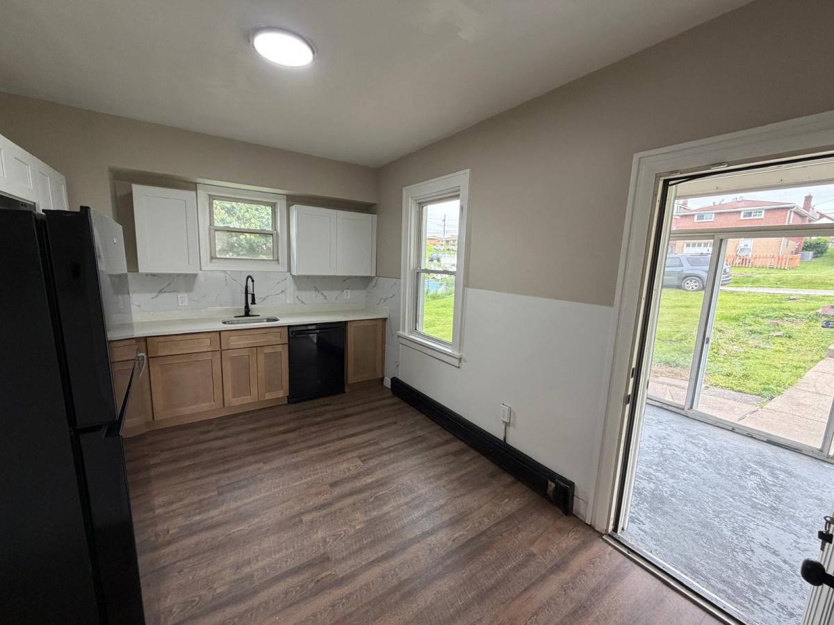 House for rent at 871 Horton St, Clairton, PA 15025