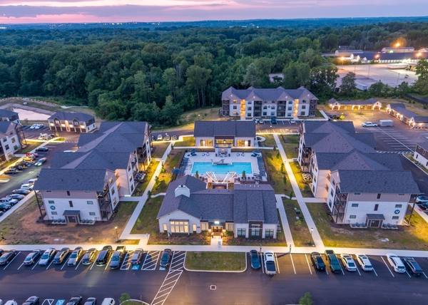 Apartment for rent at Vc Station, 1541 E Turkeyfoot Lake Rd, Akron, OH 44312