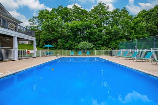 Apartment for rent at Burgundy Hills, 1800 Bordeaux Blvd, Burlington, KY 41005