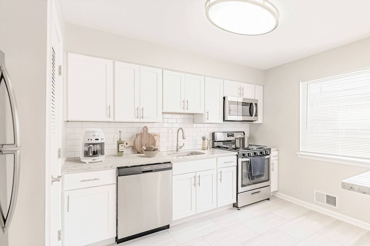 Apartment for rent at Eagle Rock at North Plainfield, 375 N Dr, Plainfield, NJ 07060