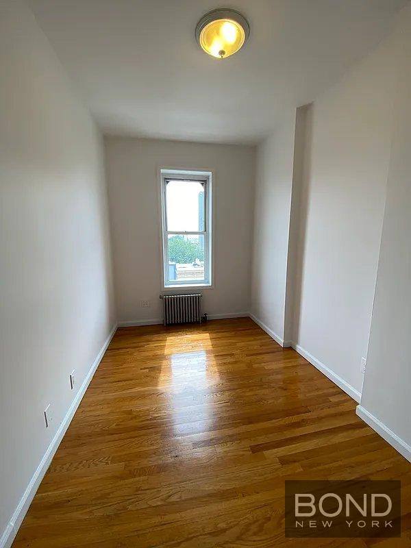 Apartment for rent at 133 Wyckoff Ave #4R, Brooklyn, NY 11237