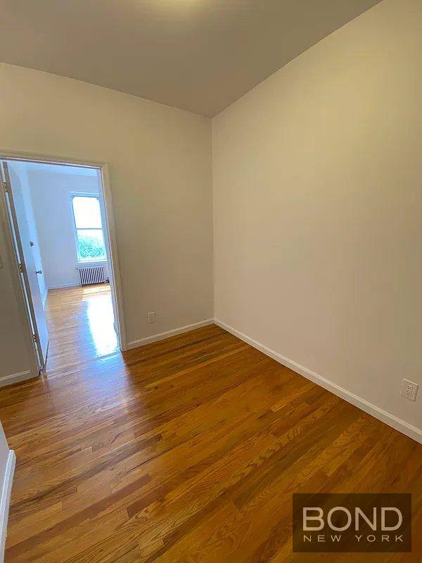 Apartment for rent at 133 Wyckoff Ave #4R, Brooklyn, NY 11237