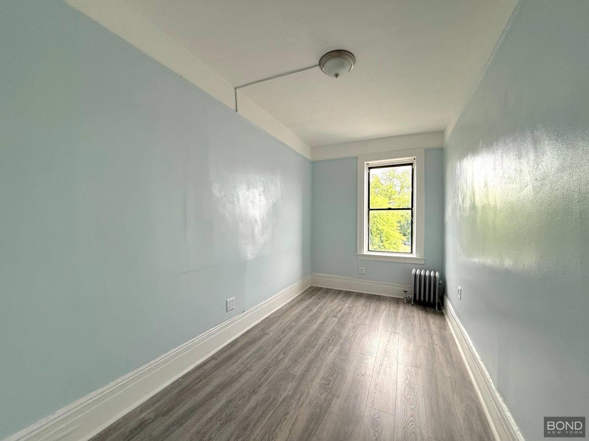 Apartment for rent at 514 Jamaica Ave #2R, Brooklyn, NY 11208