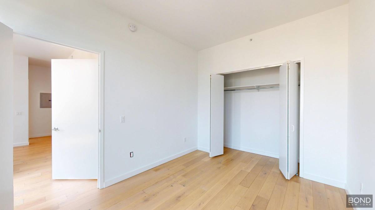 Apartment for rent at 144-74 Northern Blvd #PHM, Flushing, NY 11354
