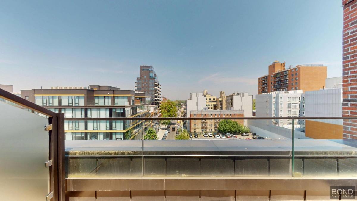Apartment for rent at 144-74 Northern Blvd #PHM, Flushing, NY 11354