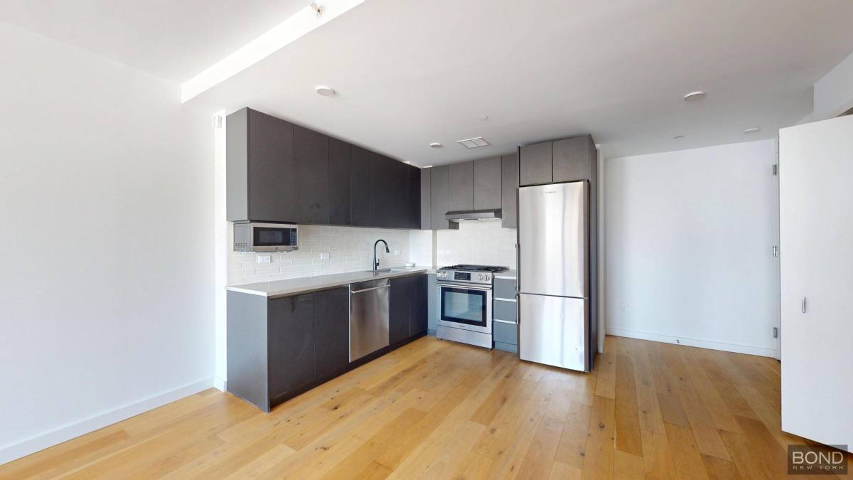 Apartment for rent at 144-74 Northern Blvd #7T, Flushing, NY 11354