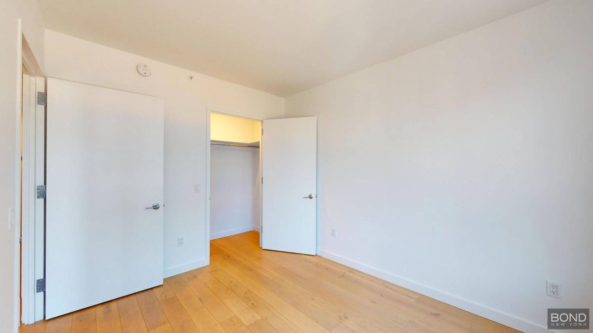 Apartment for rent at 144-74 Northern Blvd #5L, Flushing, NY 11354