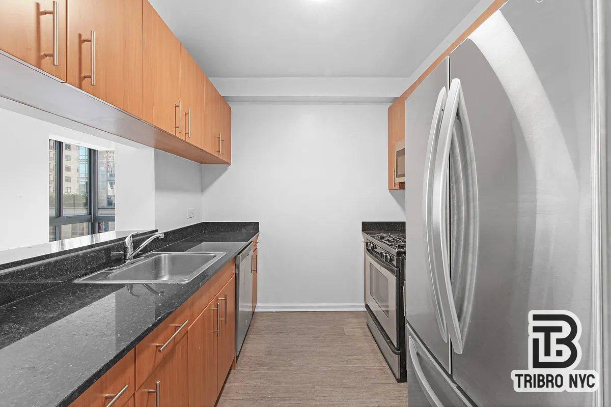 Apartment for rent at 348 E 92nd St #17, New York, NY 10128