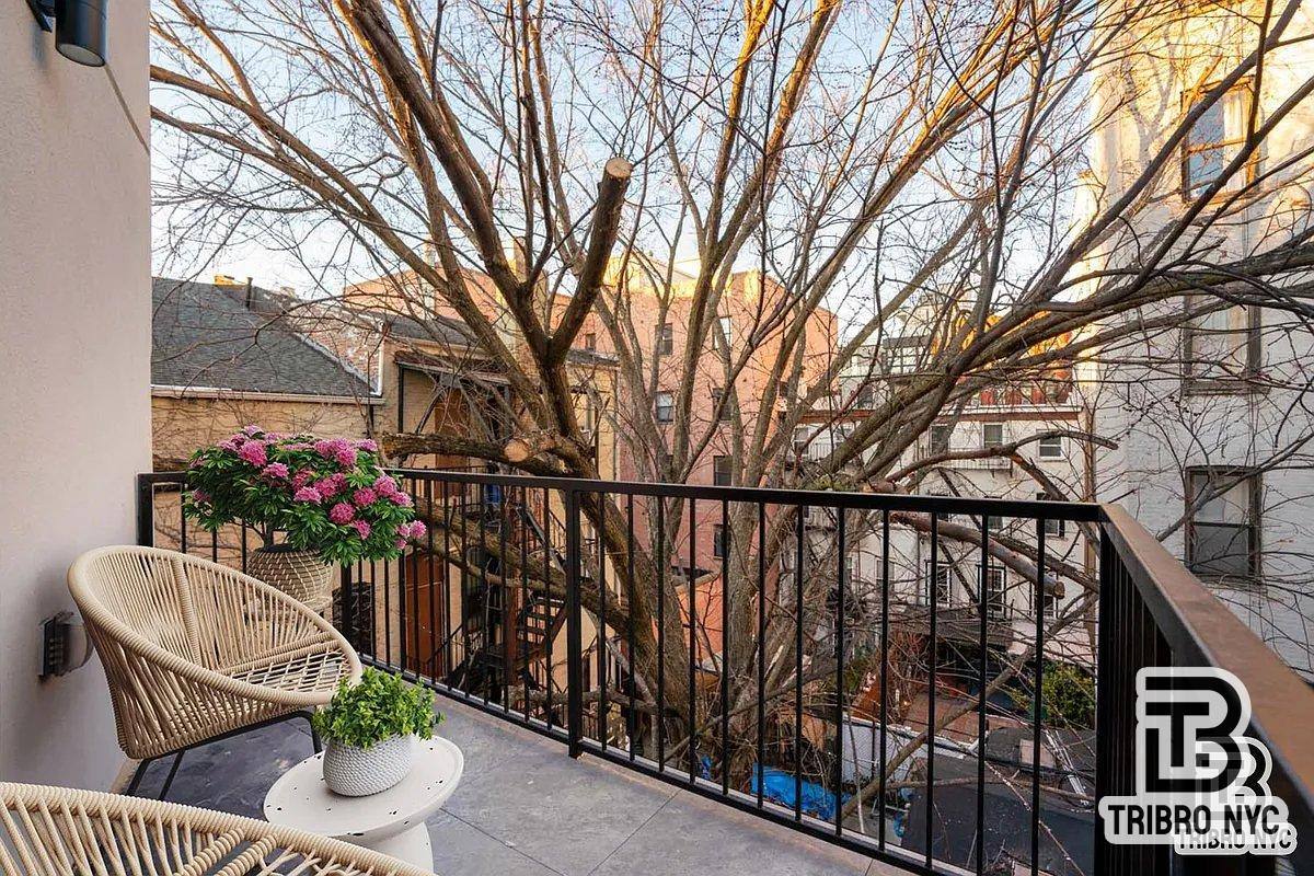 Apartment for rent at 410 Lorimer St #1, Brooklyn, NY 11206