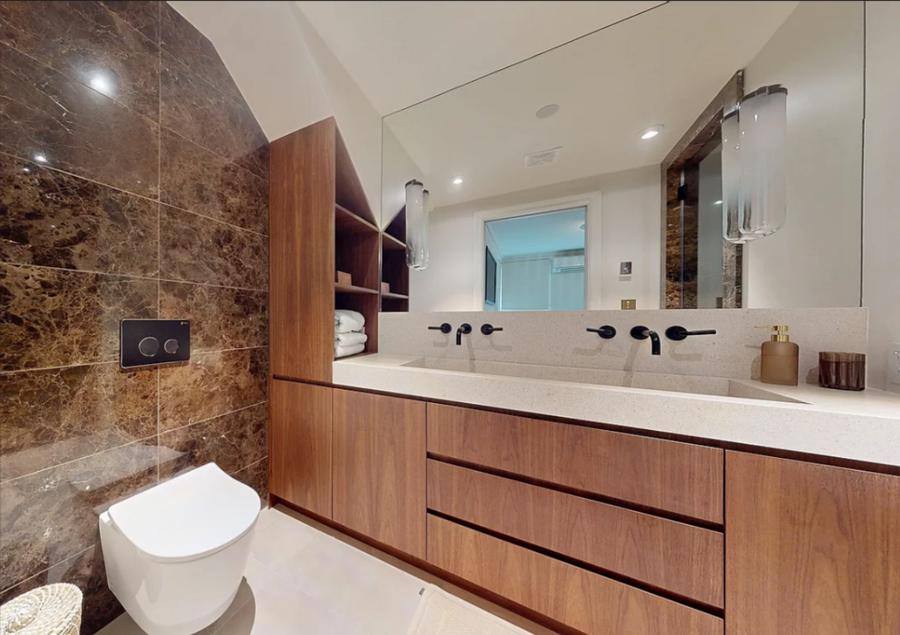 Apartment for rent at 224 Lafayette St #2, New York, NY 10012