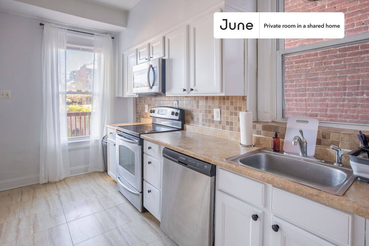 Apartment for rent at 1160 Neal St NE #A, Washington, DC 20002