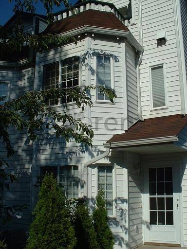Townhouse for rent at 1533 18th Ave S #3, Seattle, WA 98144