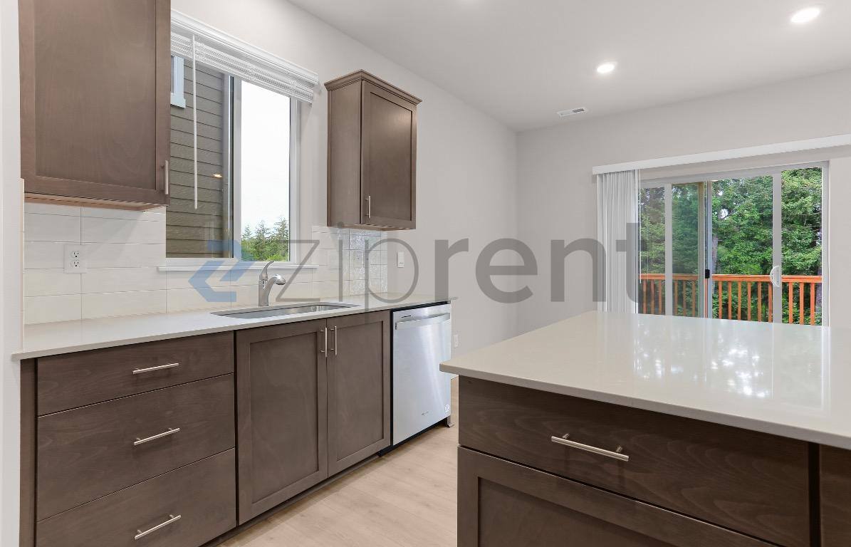 House for rent at 1169 SW Pendleton Way, Port Orchard, WA 98367