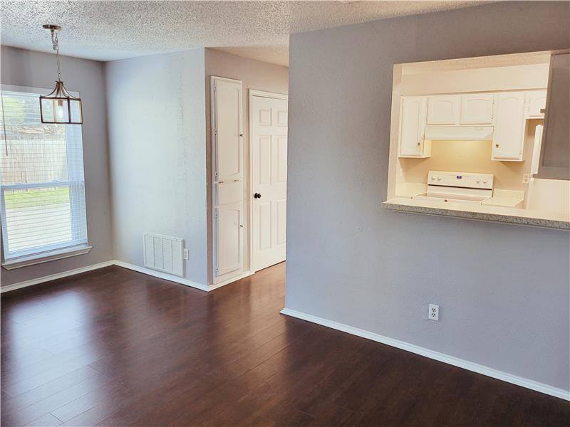 Apartment for rent at 6702 Everhart Rd #U-104, Corpus Christi, TX 78413