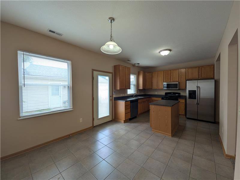 Townhouse for rent at 3698 Gibbstone Dr, Columbus, OH 43204