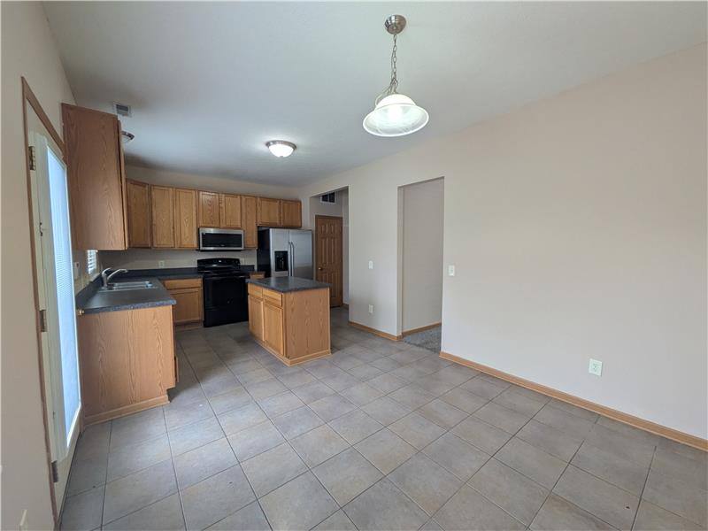 Townhouse for rent at 3698 Gibbstone Dr, Columbus, OH 43204