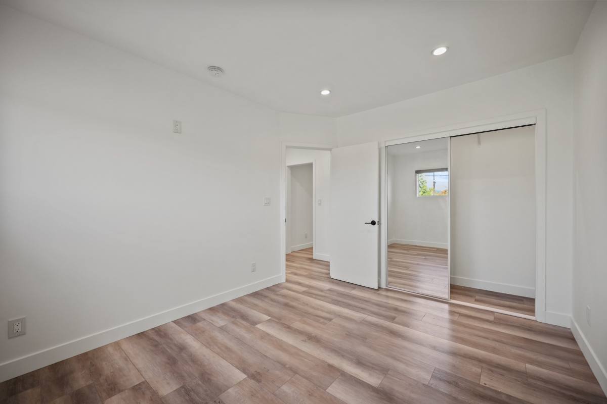 Apartment for rent at 2561 W Ave #30, Los Angeles, CA 90065