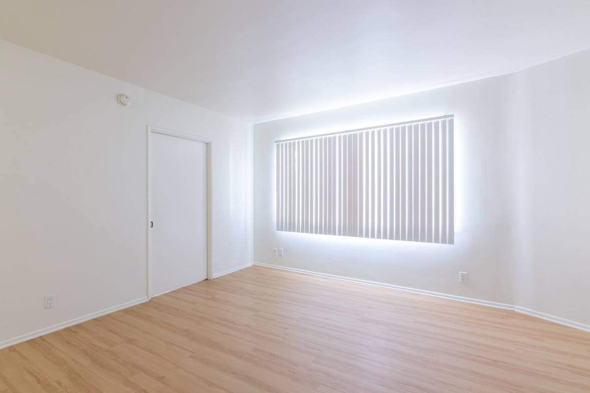 Apartment for rent at 667-669 Levering Ave #8, Los Angeles, CA 90024