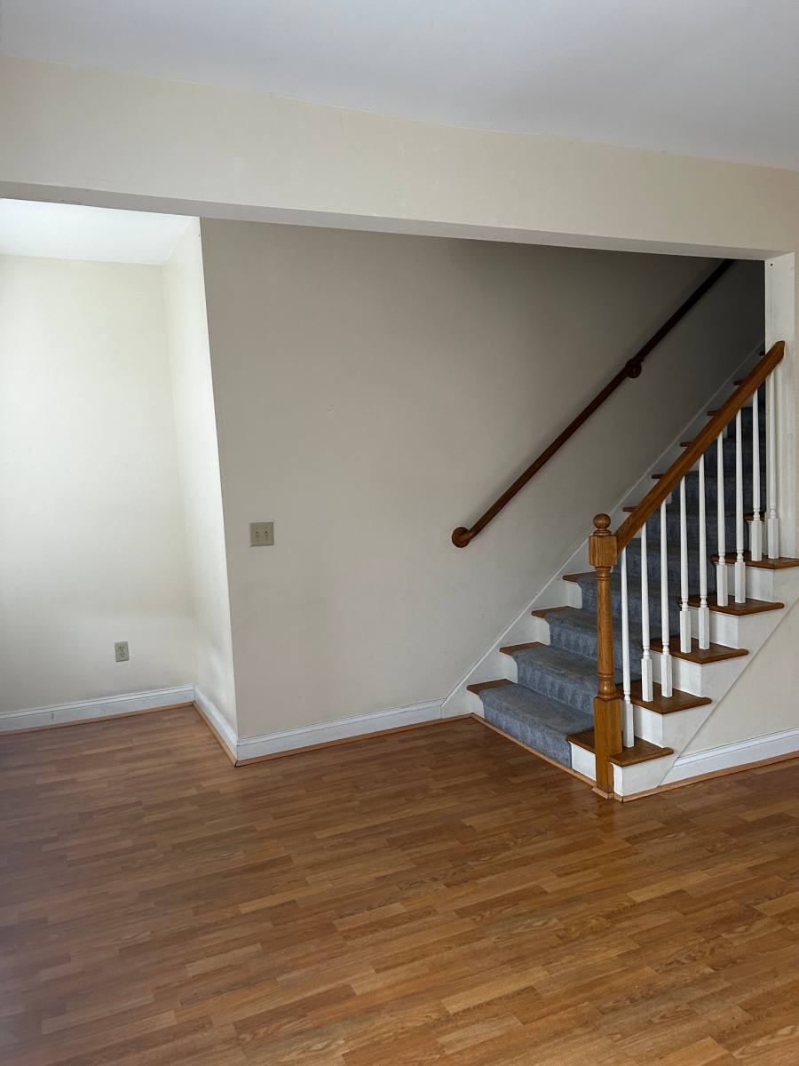 Apartment for rent at 29 B Edgewood St - 2nd Floor, Hartford, CT 06112