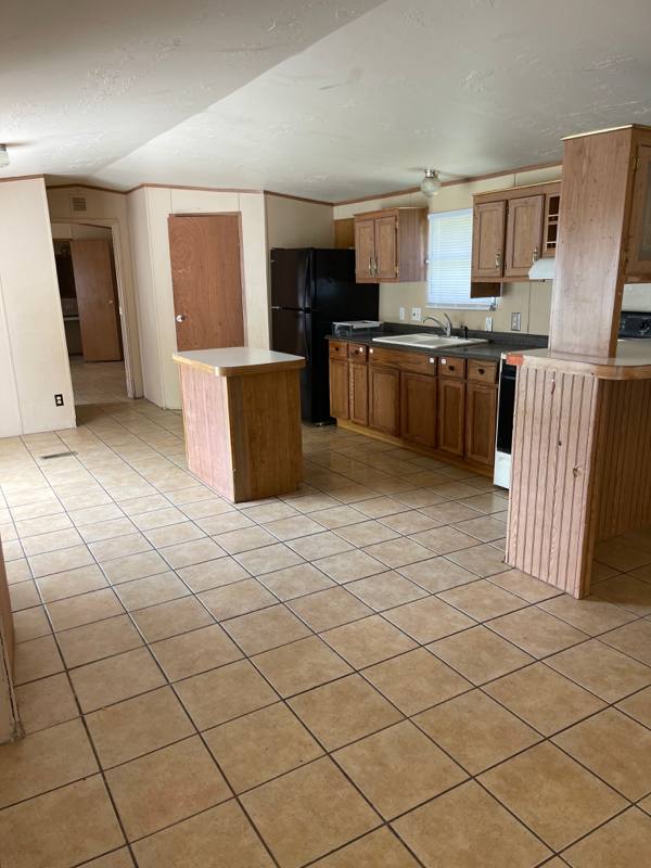 House for rent at 2734 Middle Leesville Rd, Bedford, IN 47421