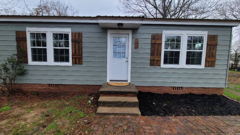 House for rent at 208 W Chester St, Des Arc, AR 72040