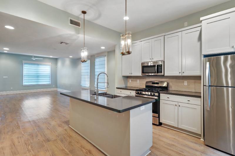 Townhouse for rent at 515 Division St #3, Lake Charles, LA 70601