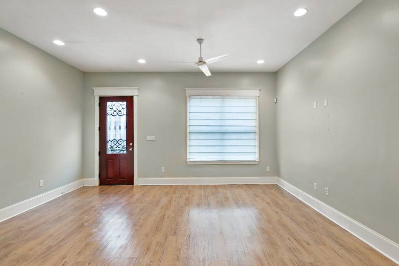 Townhouse for rent at 515 Division St #3, Lake Charles, LA 70601