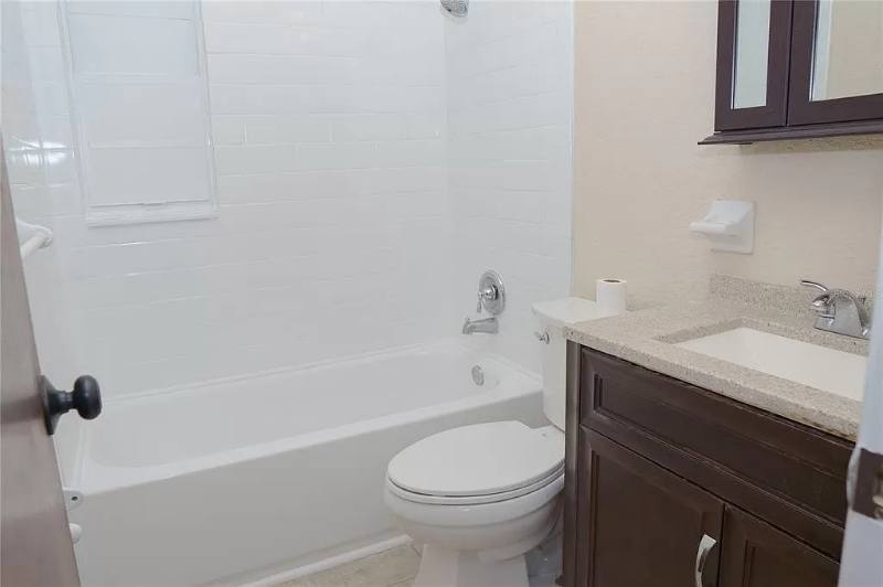 House for rent at 2500 Carver Ave, Orlando, FL 32810