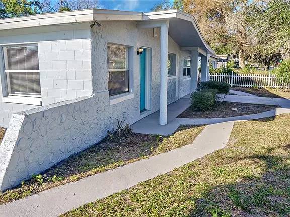 House for rent at 2500 Carver Ave, Orlando, FL 32810