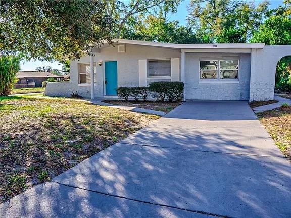 House for rent at 2500 Carver Ave, Orlando, FL 32810