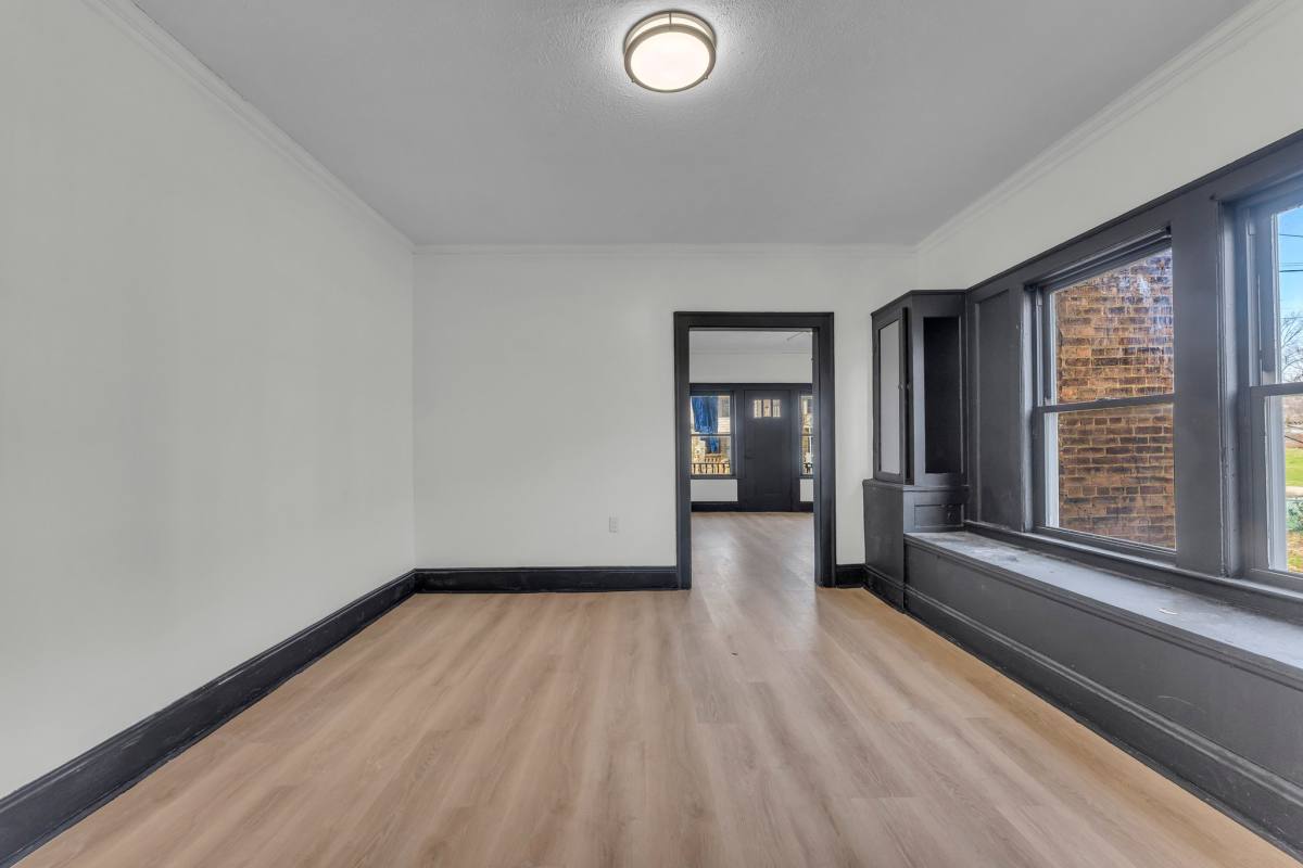 Apartment for rent at 3447 E 140th St #4, Cleveland, OH 44120