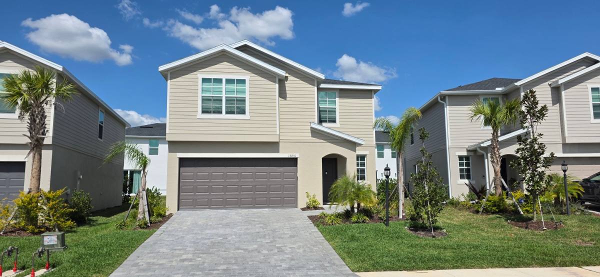Townhouse for rent at 13851 Lilac Sky Terrace, Bradenton, FL 34211