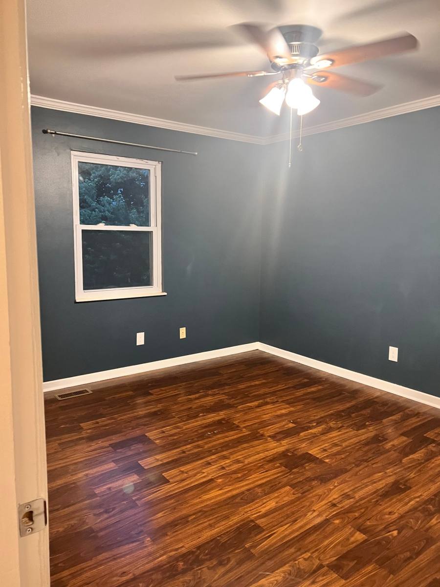 House for rent at 5712 Montina Rd, Knoxville, TN 37912