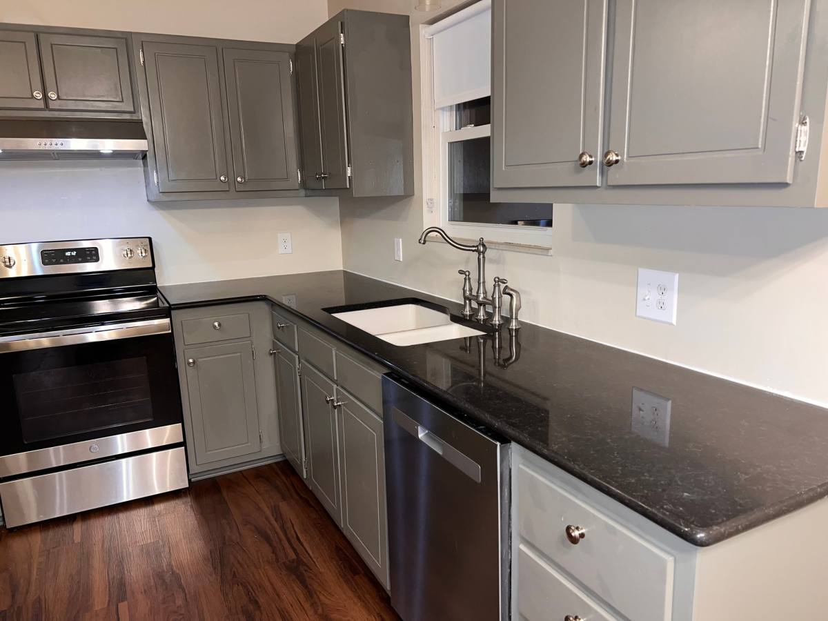 House for rent at 5712 Montina Rd, Knoxville, TN 37912