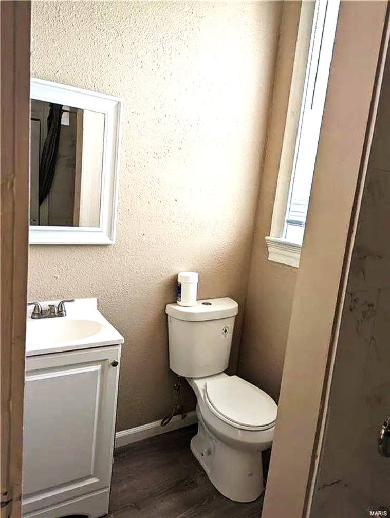 Apartment for rent at 3215 Oregon Ave #1F, Saint Louis, MO 63118