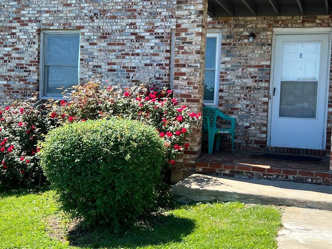 Apartment for rent at 1314 Moorman Ave E, Roanoke, VA 24017