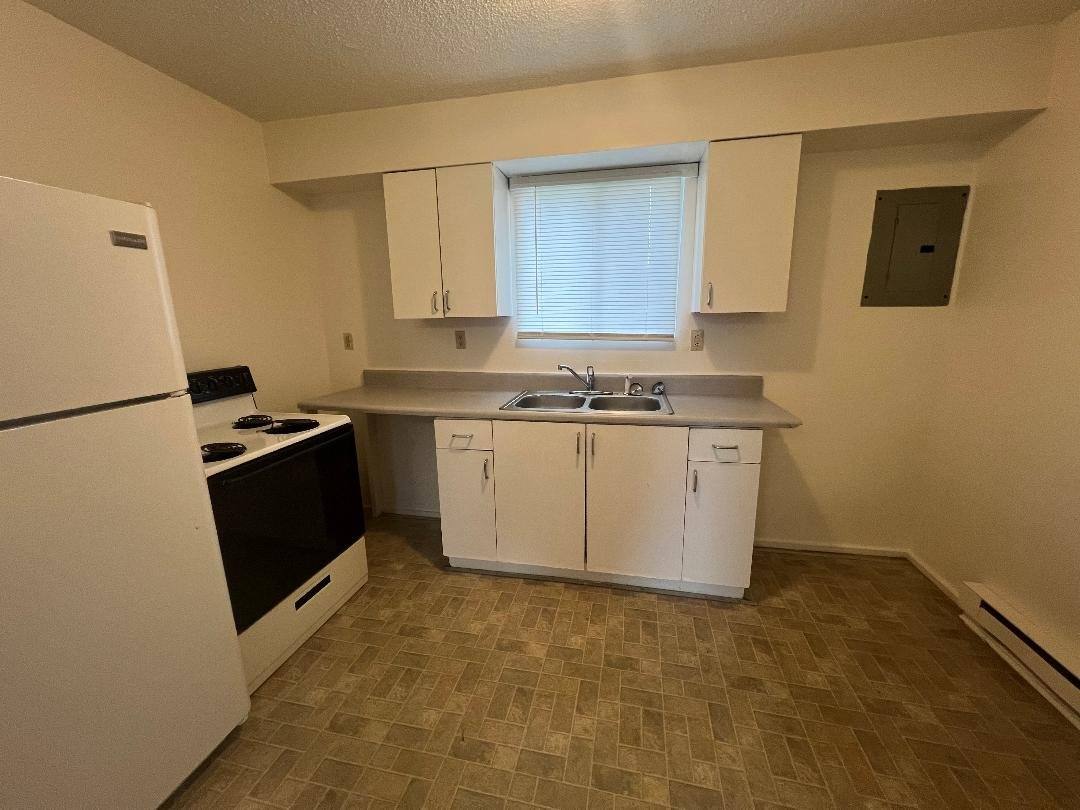 Apartment for rent at 1314 Moorman Ave E, Roanoke, VA 24017